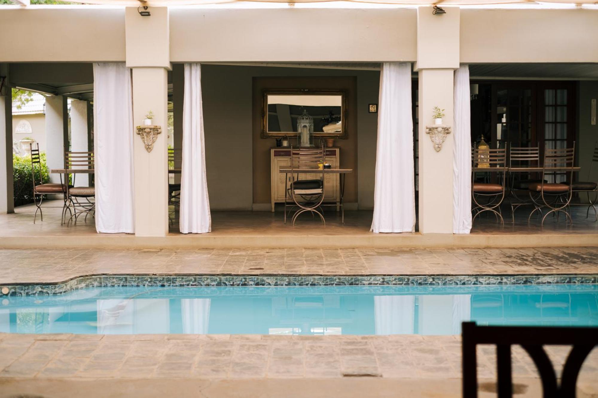 Villa Brocant Guest House Vryburg Esterno foto
