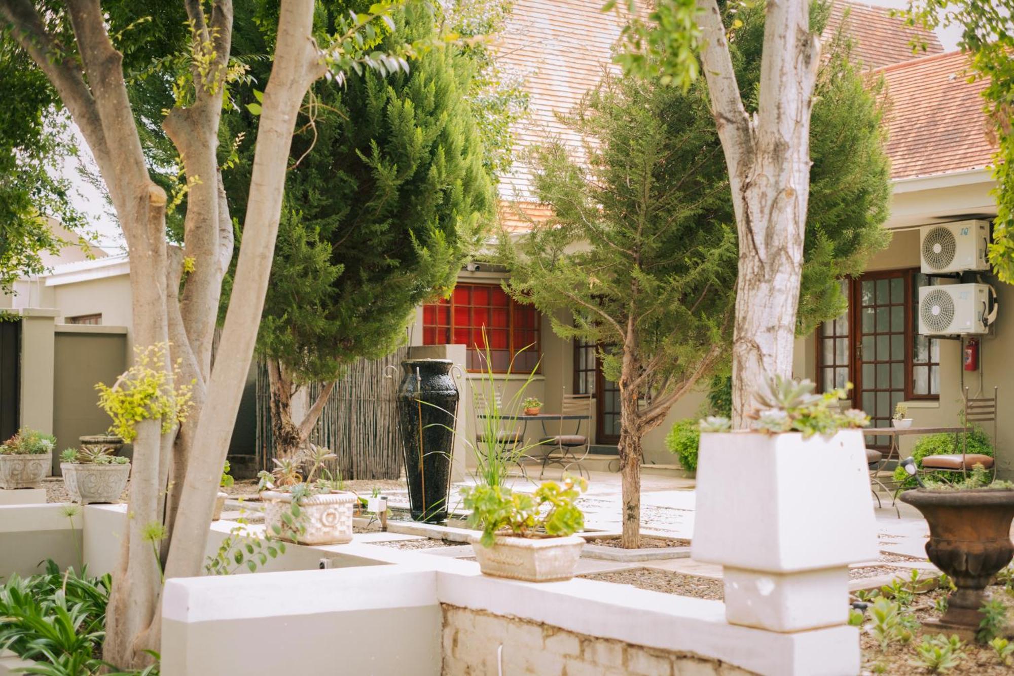 Villa Brocant Guest House Vryburg Esterno foto