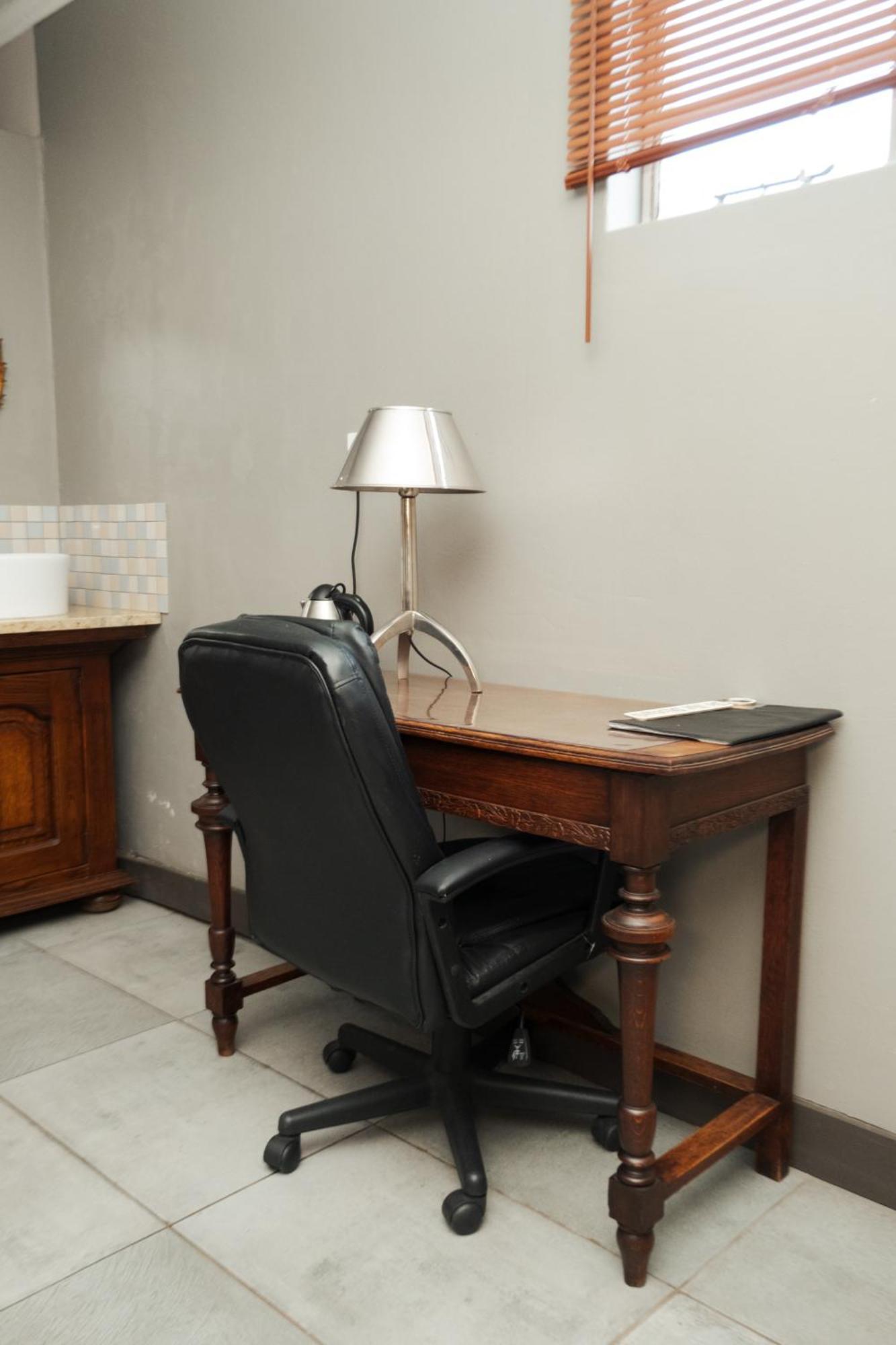 Villa Brocant Guest House Vryburg Esterno foto