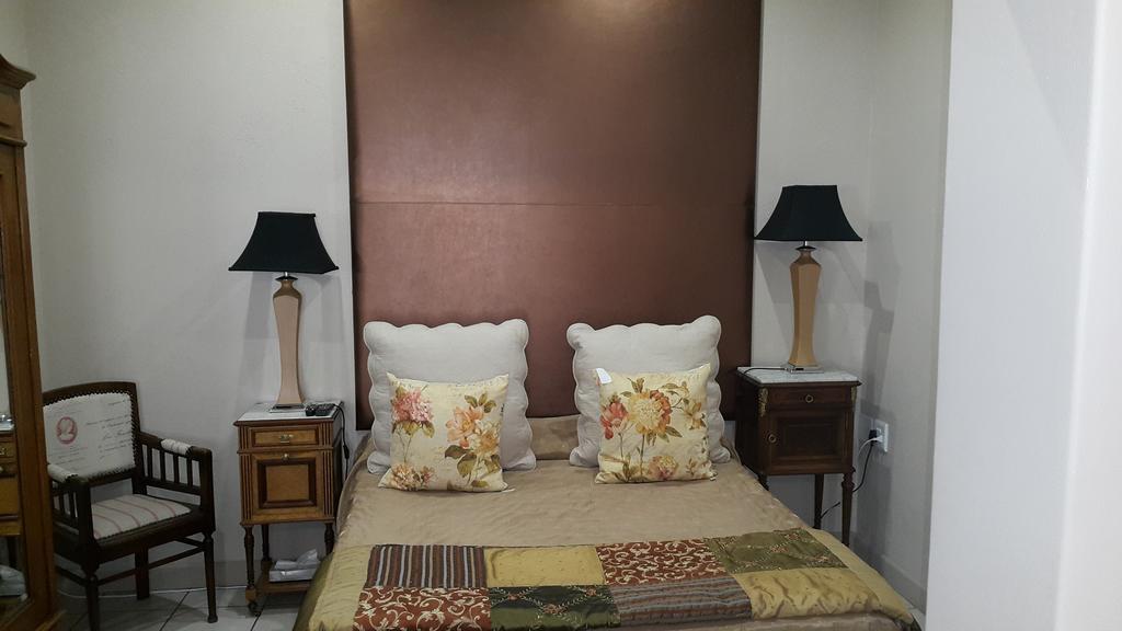 Villa Brocant Guest House Vryburg Esterno foto