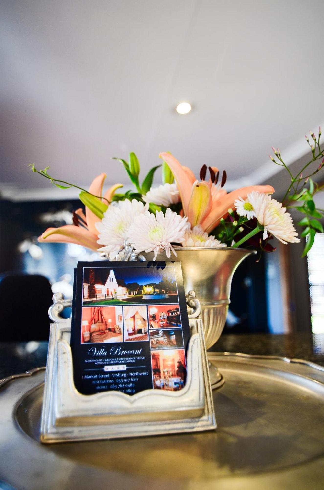 Villa Brocant Guest House Vryburg Esterno foto