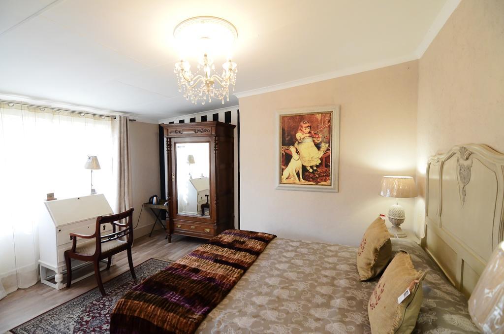 Villa Brocant Guest House Vryburg Esterno foto