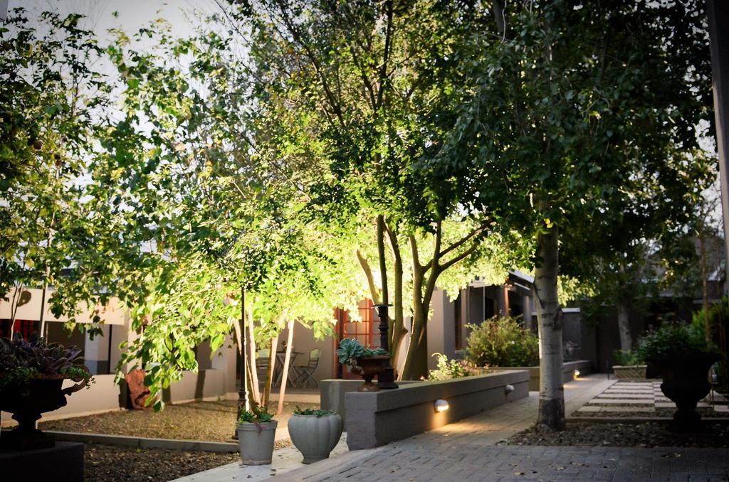 Villa Brocant Guest House Vryburg Esterno foto