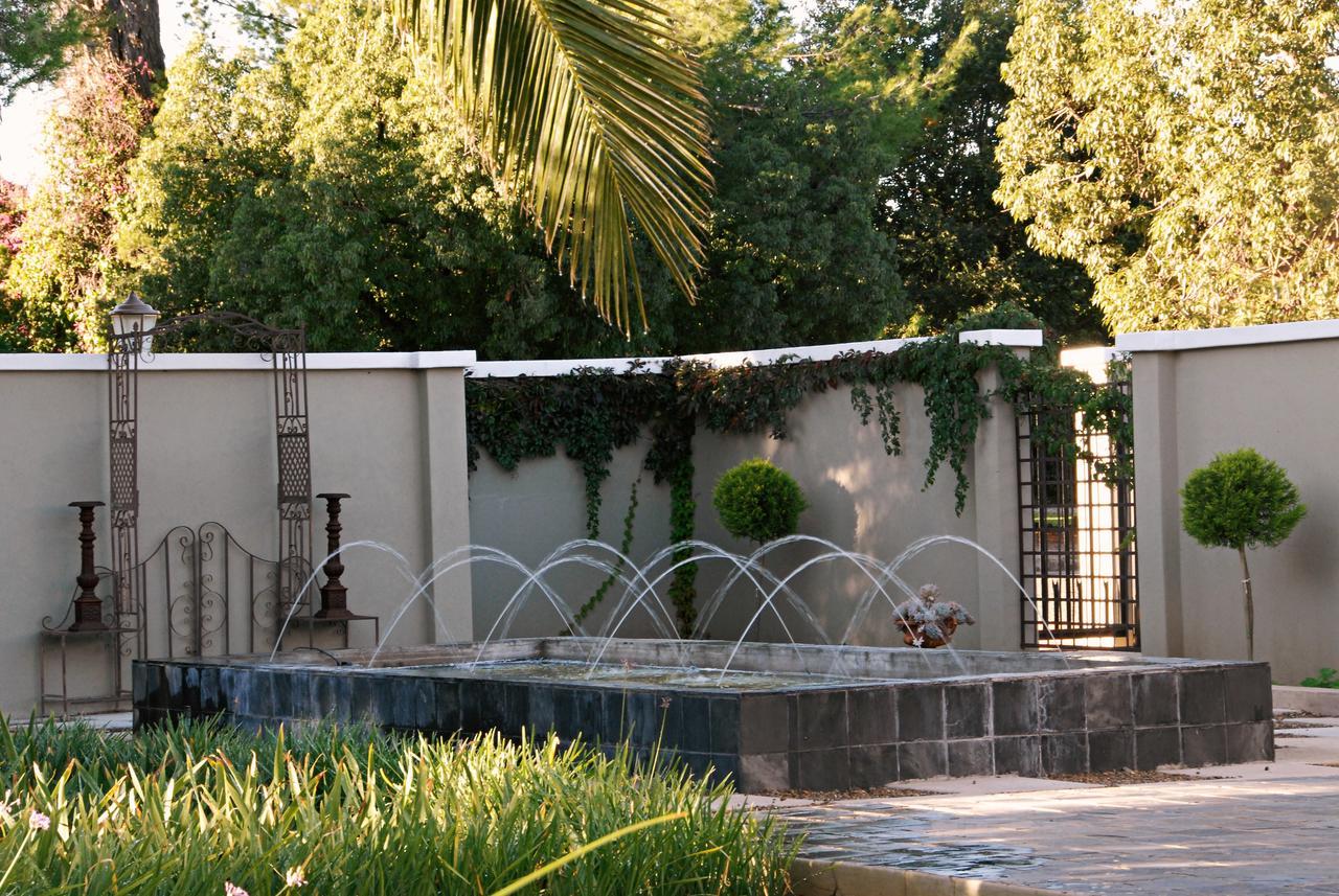 Villa Brocant Guest House Vryburg Esterno foto