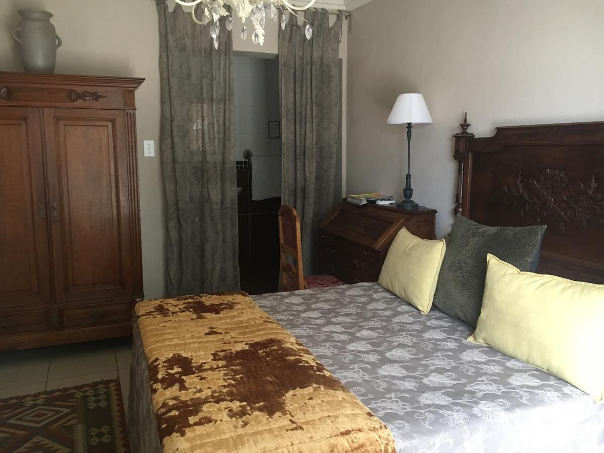 Villa Brocant Guest House Vryburg Esterno foto
